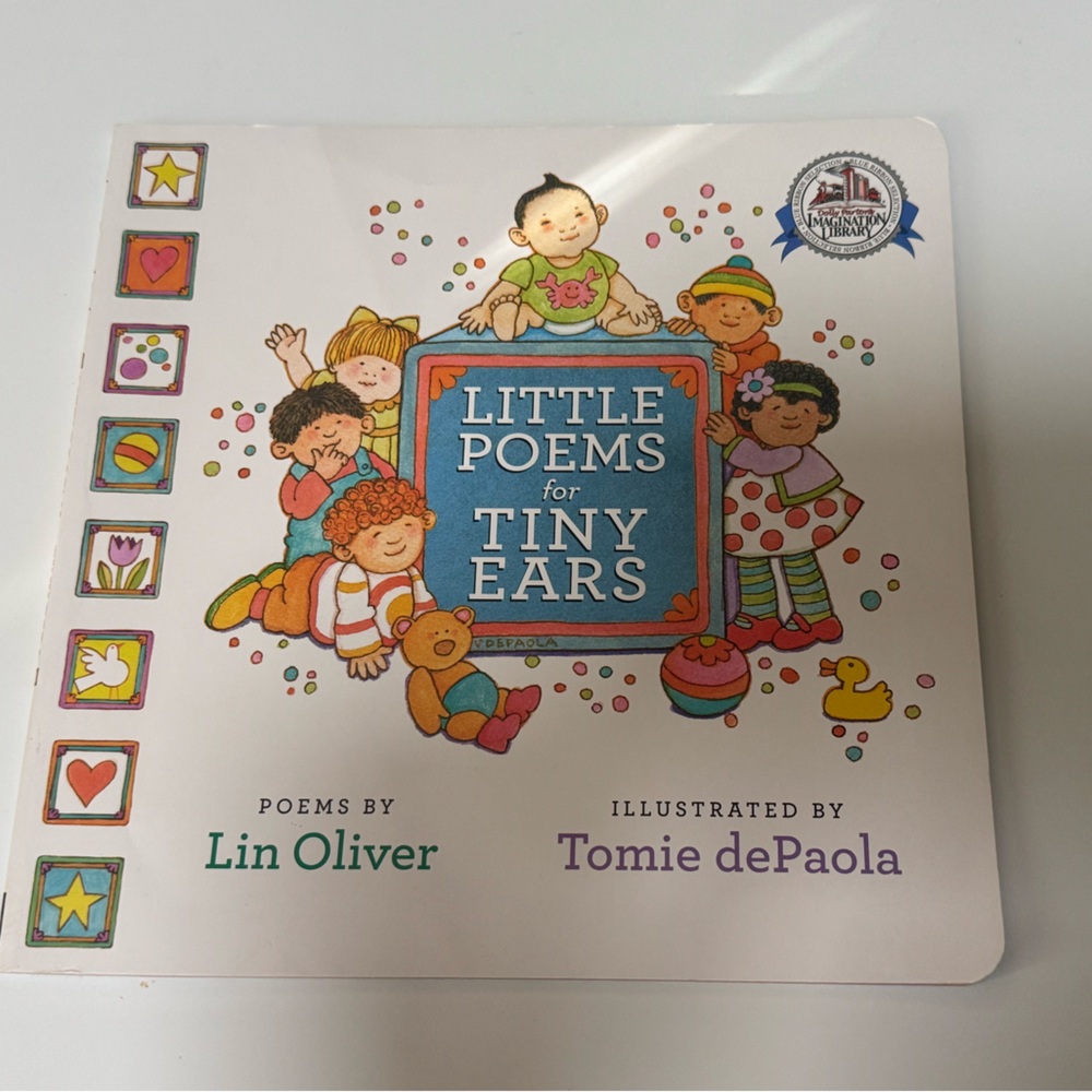 FREE with any purchase/ Little Poems for Tiny Ears Book by Tomie dePaola